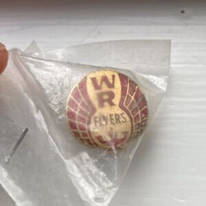 Vtg Ypsilanti Willow Run Flyers pin